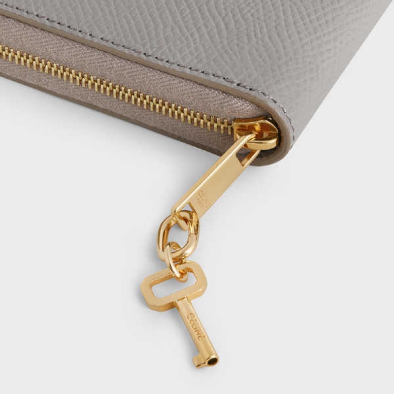 Gold Celine KEY CHARM in Brass Leather Goods Accessories | CL-592922